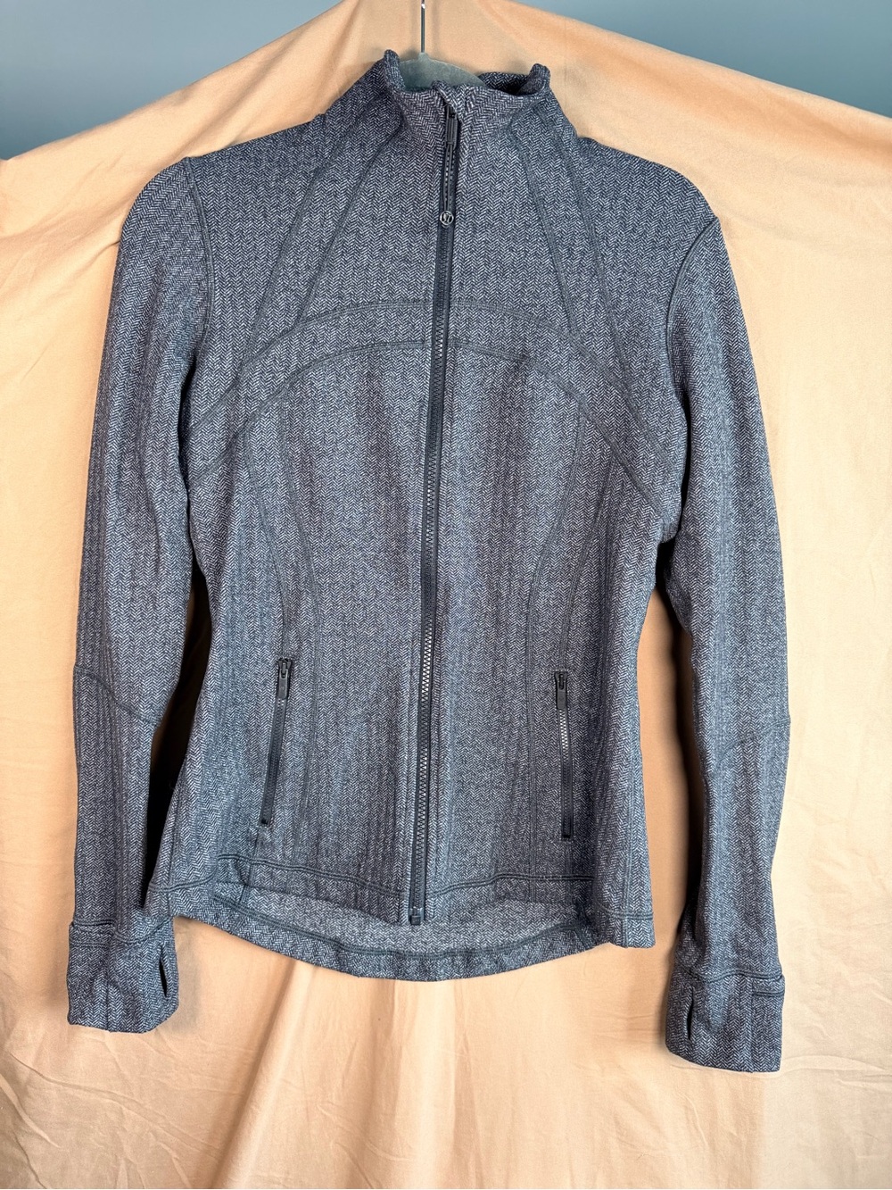 Lululemon Define Jacket 10 Herringbone Gray Thumbholes Clean Girl Athleisure